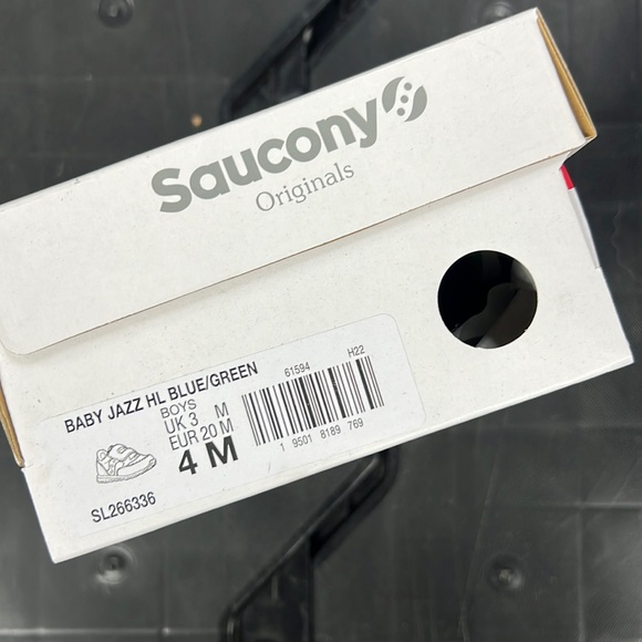 SAUCONY Baby Jazz Double Strap kids Sneakers NWT size 4 - Picture 5 of 5
